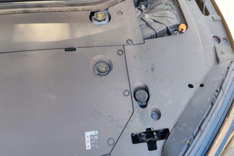 Used Nio ET5T 2024 75kWh Touring Engine Bay Left