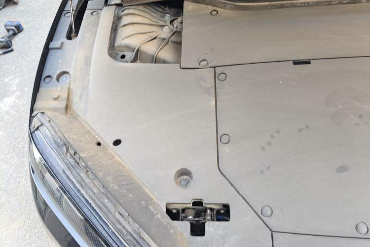Used Nio ET5T 2024 75kWh Touring Engine Bay Right