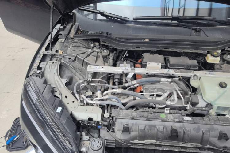 Used Nio ET5T 2024 75kWh Touring Engine Bay Right