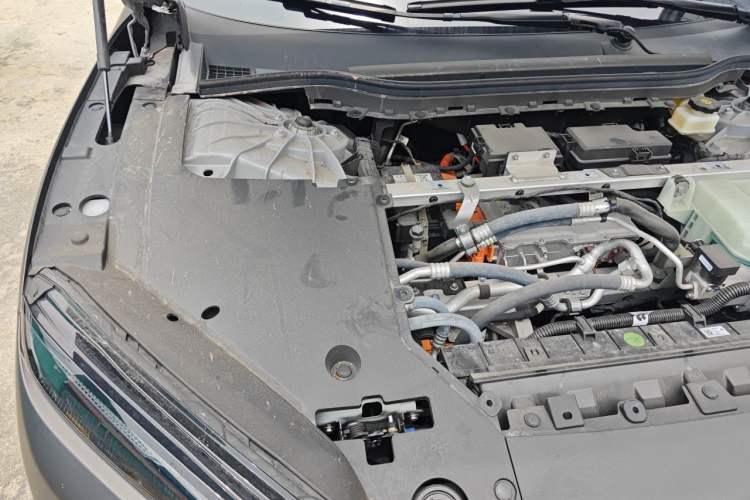 Used Nio ET5T 2024 75kWh Touring Engine Bay Right