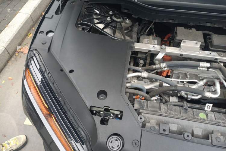 Used Nio ET5T 2024 75kWh Touring Engine Bay Right