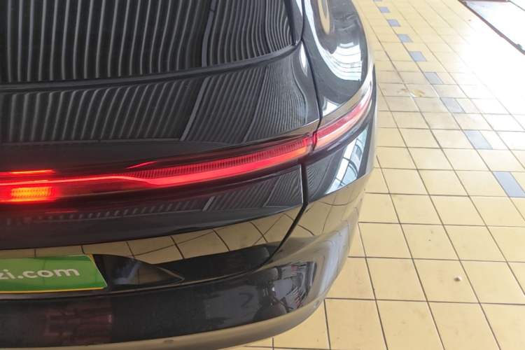 Used Nio ET5T 2024 75kWh Touring Exterior 3