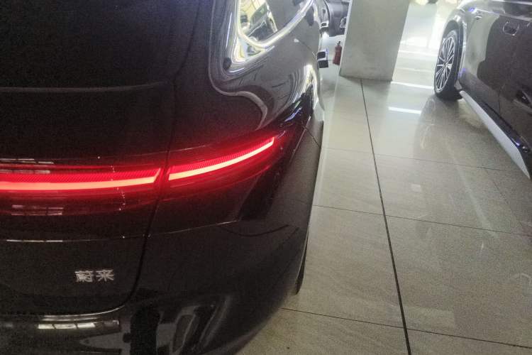 Used Nio ET5T 2024 75kWh Touring Exterior 3