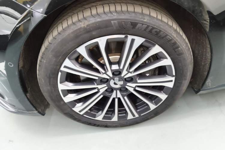 Used Nio ET5T 2024 75kWh Touring Exterior 4