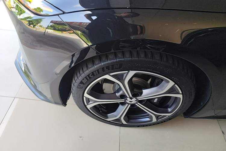 Used Nio ET5T 2024 100kWh Touring Exterior 4