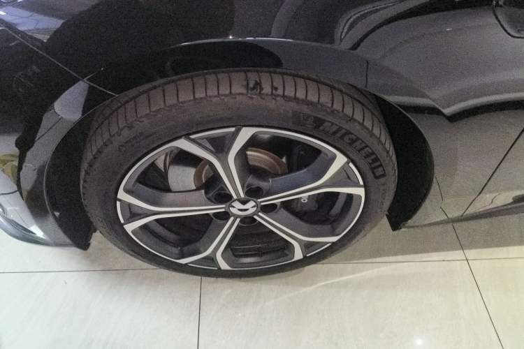 Used Nio ET5T 2024 75kWh Touring Exterior 4