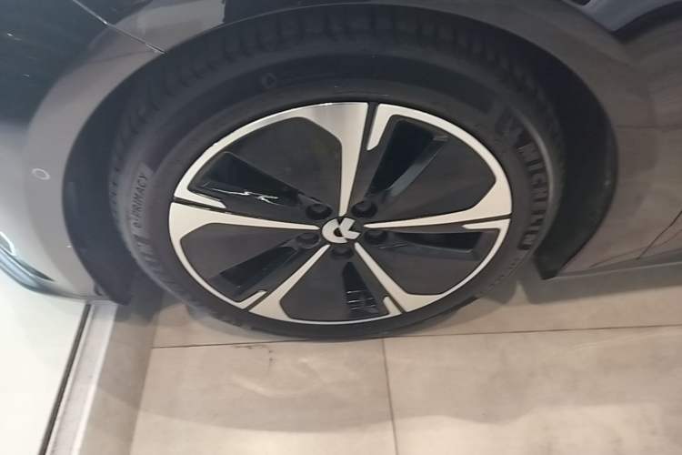 Used Nio ET5T 2024 75kWh Touring Exterior 4