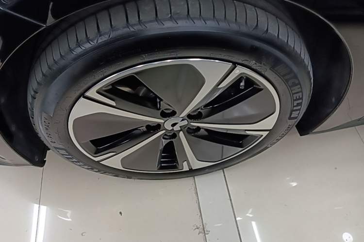 Used Nio ET5T 2024 75kWh Touring Exterior 4