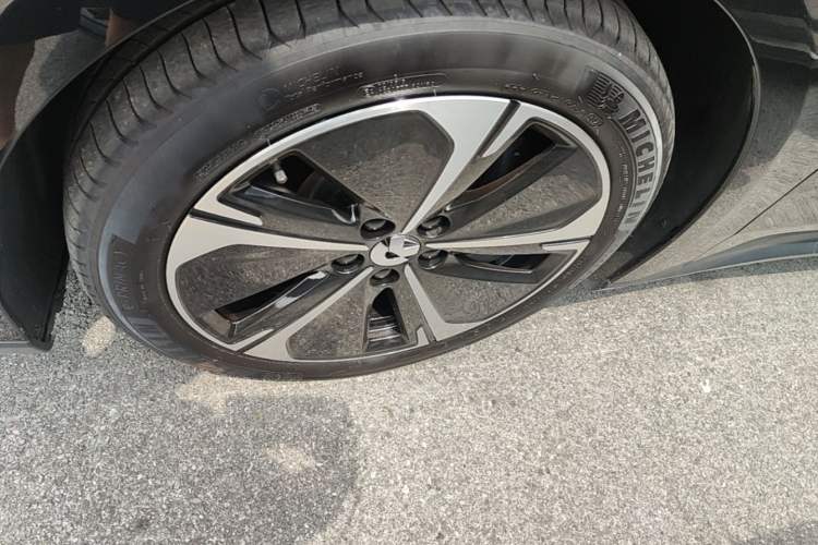 Used Nio ET5T 2024 75kWh Touring Exterior 4