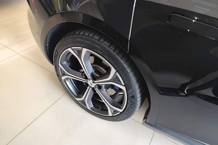 Used Nio ET5T 2024 100kWh Touring Exterior 5