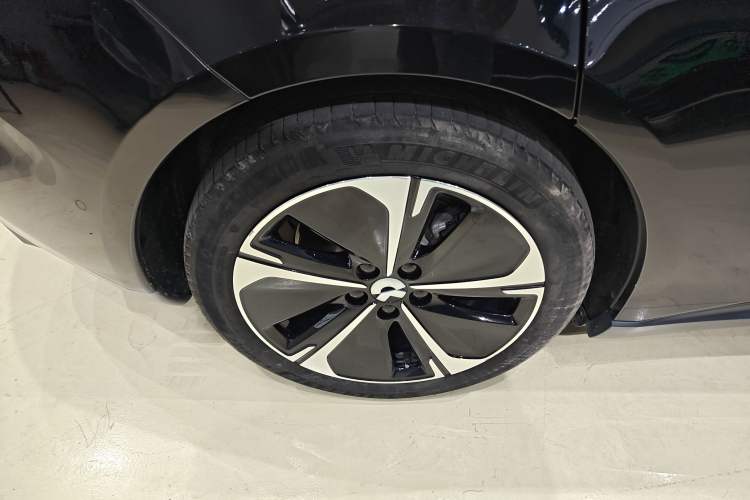 Used Nio ET5T 2024 75kWh Touring Exterior 5