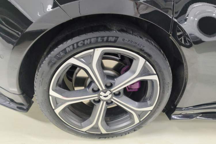 Used Nio ET5T 2024 75kWh Touring Exterior 8