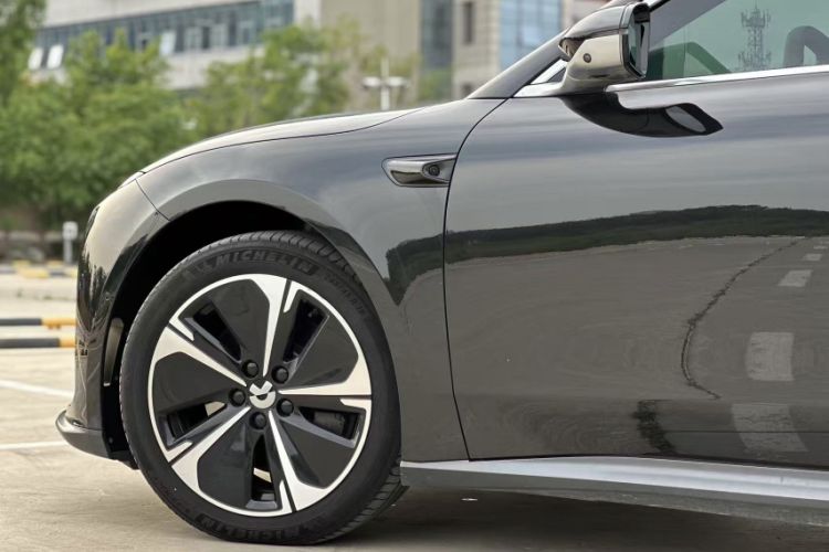 Used Nio ET5T 2024 75kWh Touring Exterior 8