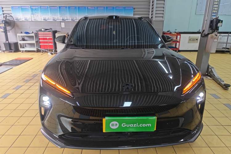 Used Nio ET5T 2024 75kWh Touring Front