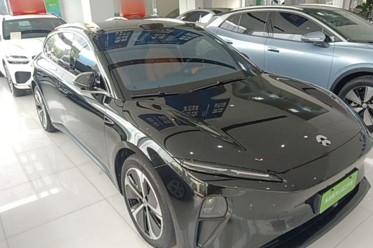 Used Nio ET5T 2024 75kWh Touring Front Right 45 Deg