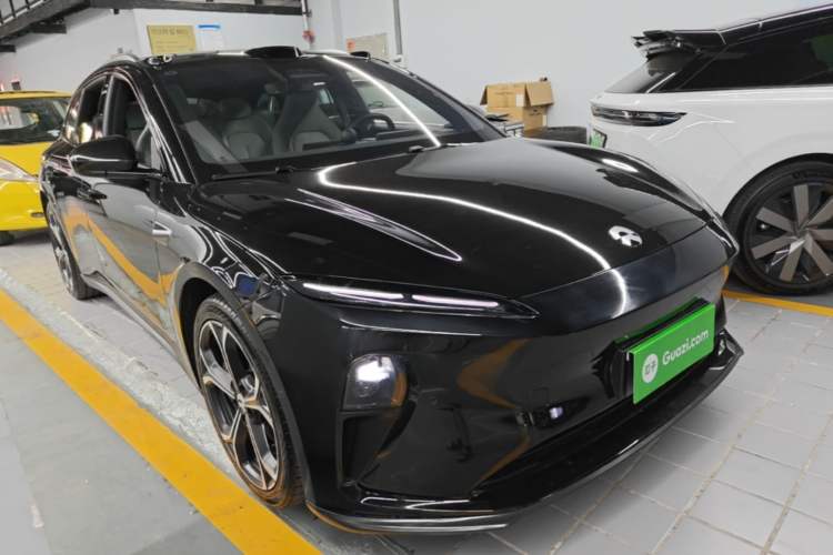 Used Nio ET5T 2024 75kWh Touring Front Right 45 Deg