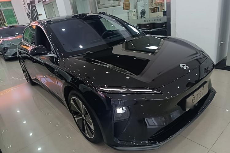 Used Nio ET5T 2024 75kWh Touring Front Right 45 Deg