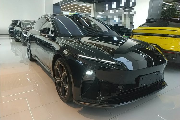 Used Nio ET5T 2024 75kWh Touring Front Right 45 Deg