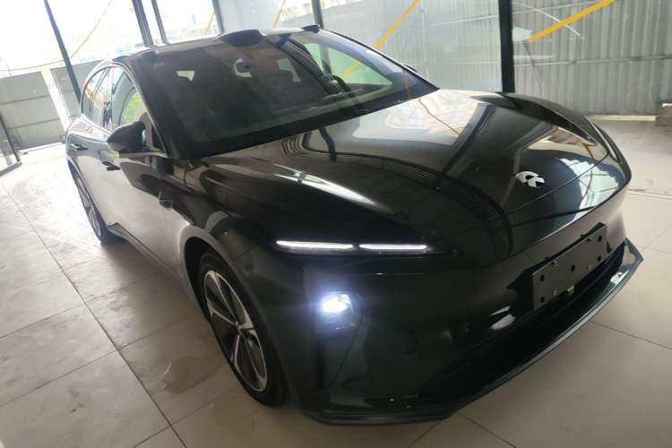 Used Nio ET5T 2024 75kWh Touring Front Right 45 Deg