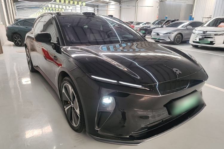Used Nio ET5T 2024 75kWh Touring Front Right 45 Deg