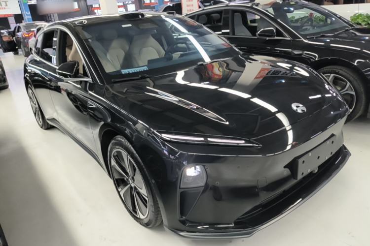 Used Nio ET5T 2024 75kWh Touring Front Right 45 Deg