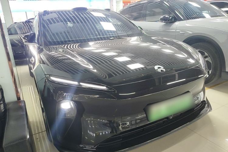 Used Nio ET5T 2024 75kWh Touring Front Right 45 Deg