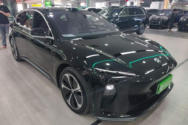 Used Nio ET5T 2024 75kWh Touring Front Right 45 Deg