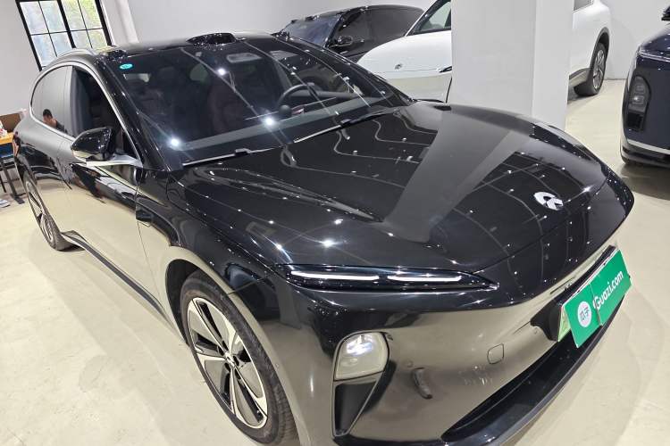 Used Nio ET5T 2024 75kWh Touring Front Right 45 Deg