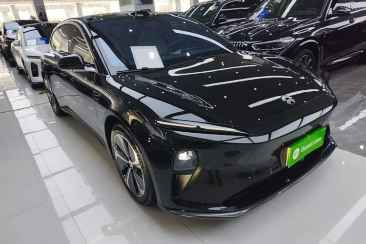 Used Nio ET5T 2024 75kWh Touring Front Right 45 Deg