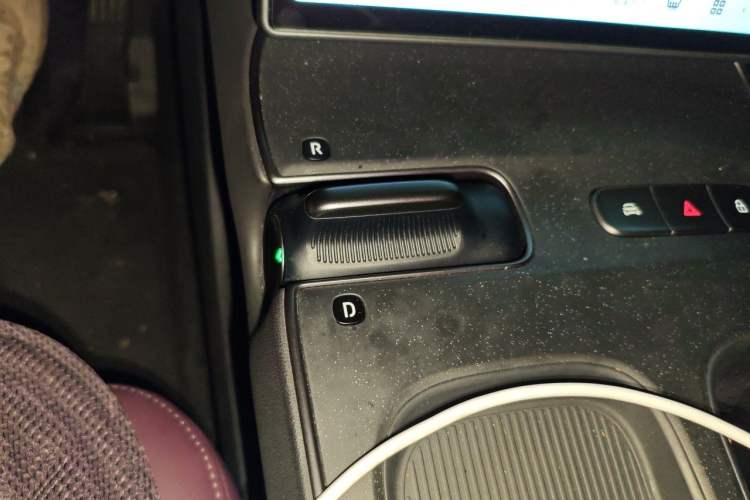 Used Nio ET5T 2024 75kWh Touring Gear Lever