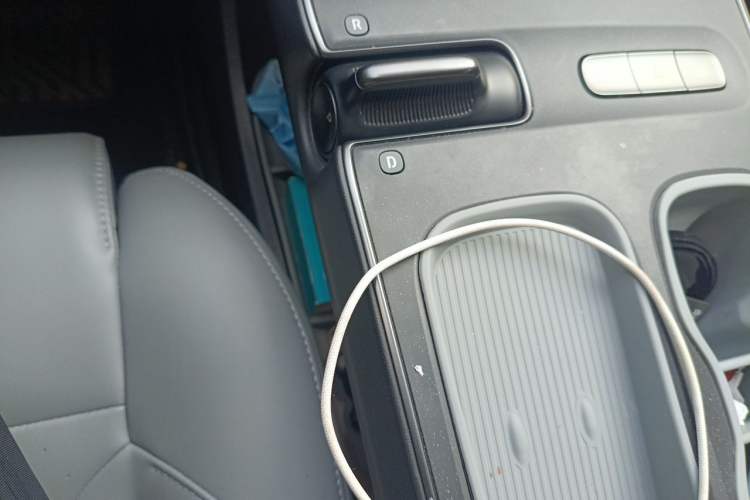 Used Nio ET5T 2024 75kWh Touring Gear Lever