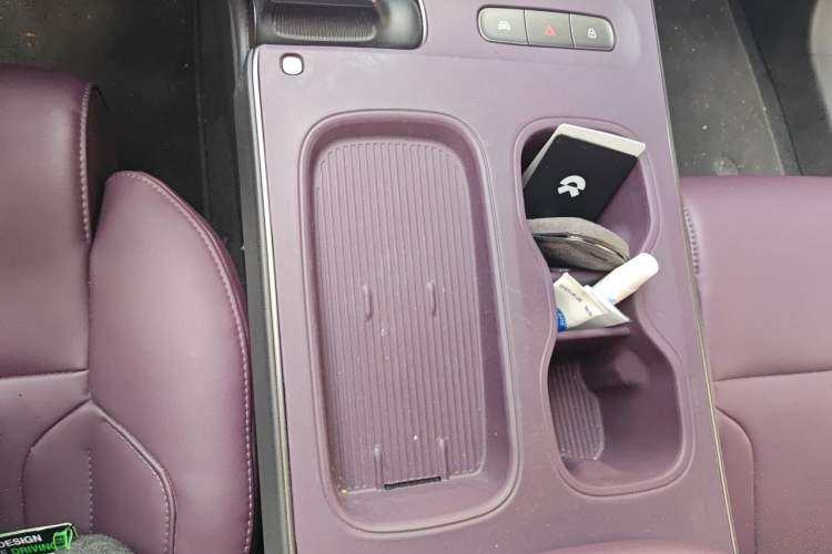 Used Nio ET5T 2024 75kWh Touring Gear Lever