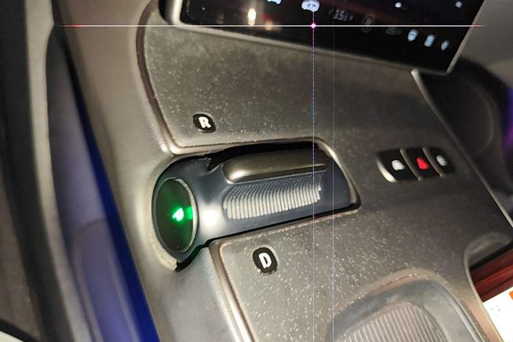 Used Nio ET5T 2024 75kWh Touring Gear Lever