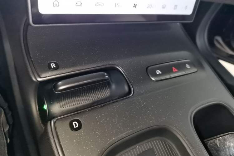 Used Nio ET5T 2024 75kWh Touring Gear Lever