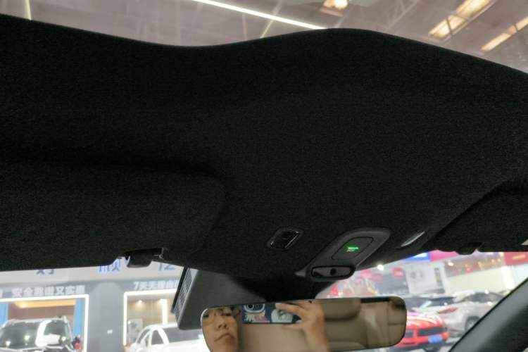 Used Nio ET5T 2024 75kWh Touring Headliner