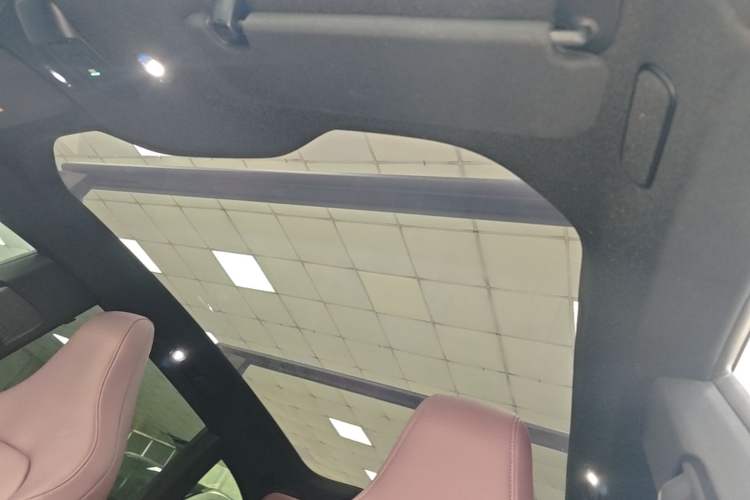 Used Nio ET5T 2024 75kWh Touring Headliner