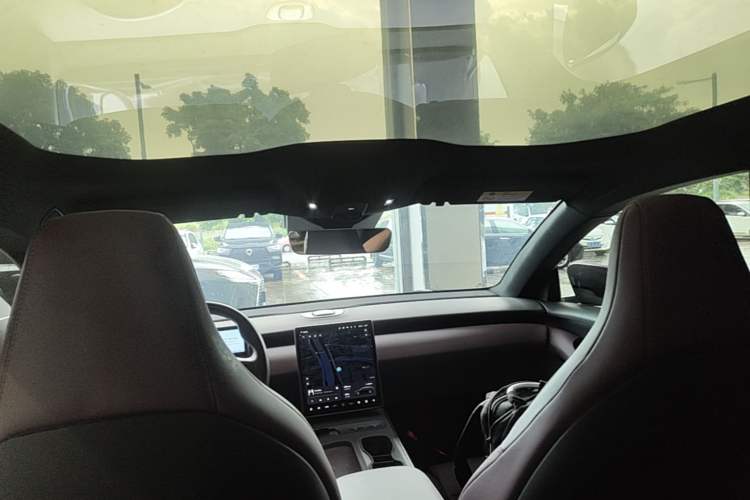 Used Nio ET5T 2024 75kWh Touring Headliner
