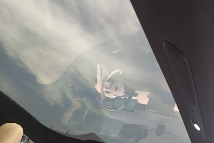 Used Nio ET5T 2024 75kWh Touring Headliner