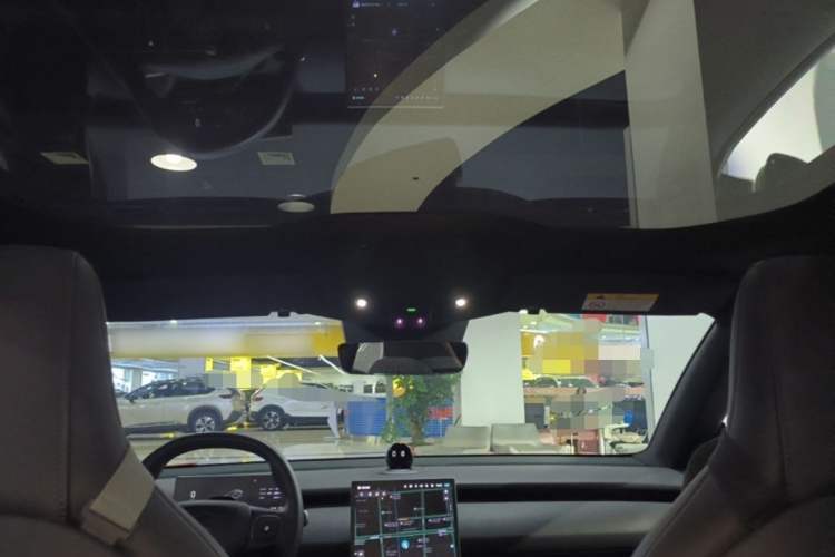 Used Nio ET5T 2024 75kWh Touring Headliner