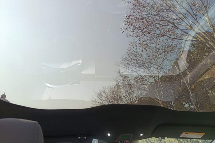 Used Nio ET5T 2024 75kWh Touring Headliner