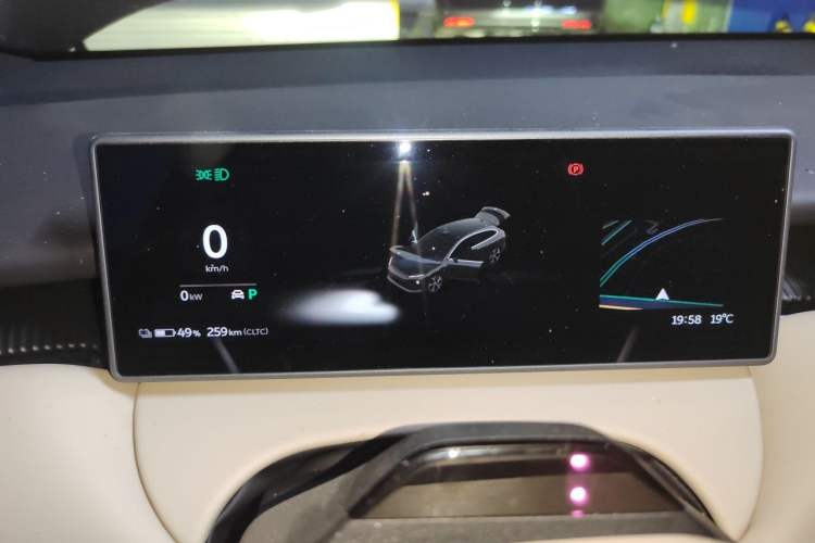 Used Nio ET5T 2024 75kWh Touring Instrument Cluster