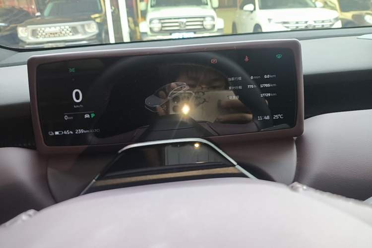Used Nio ET5T 2024 75kWh Touring Instrument Cluster