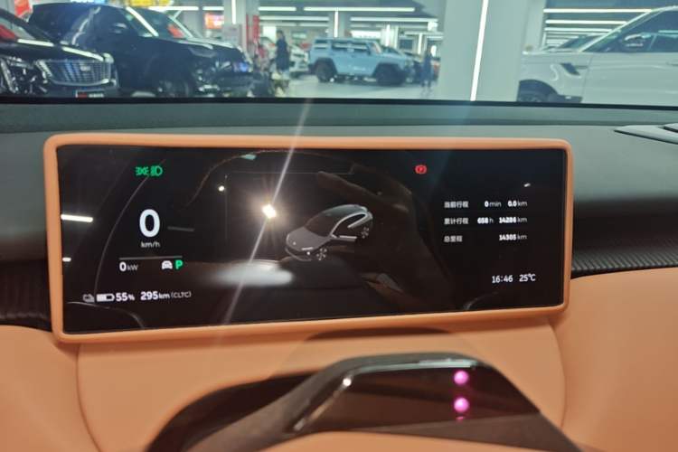 Used Nio ET5T 2024 75kWh Touring Instrument Cluster