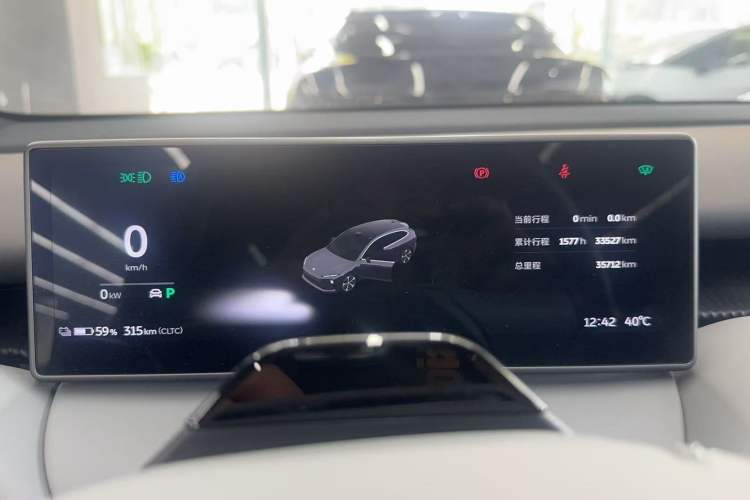 Used Nio ET5T 2024 75kWh Touring Instrument Cluster