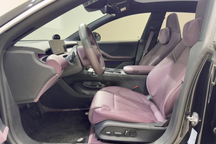 Used Nio ET5T 2024 75kWh Touring Interior 1
