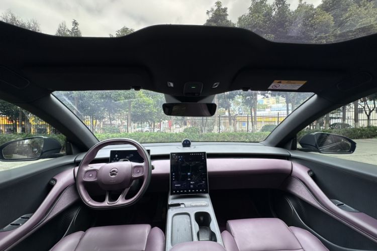 Used Nio ET5T 2024 75kWh Touring Interior 1