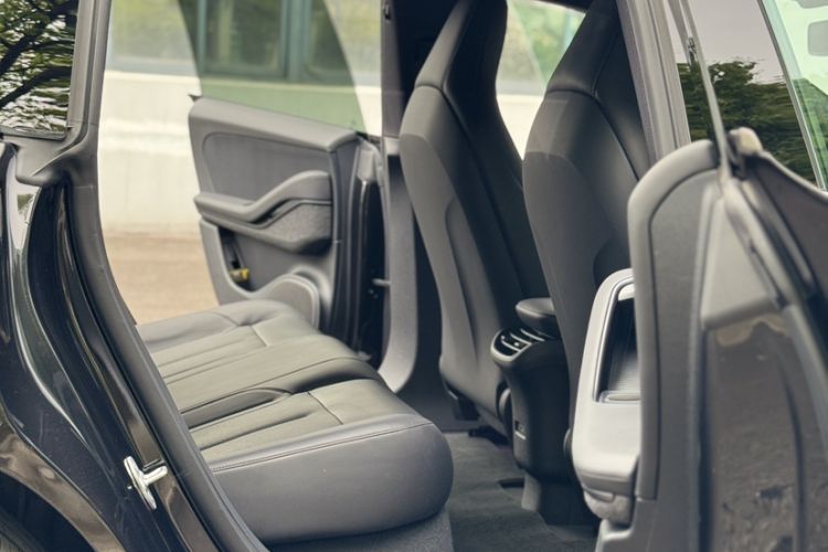 Used Nio ET5T 2024 75kWh Touring Interior 1