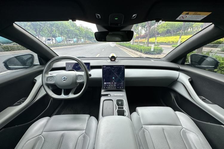 Used Nio ET5T 2024 75kWh Touring Interior 1