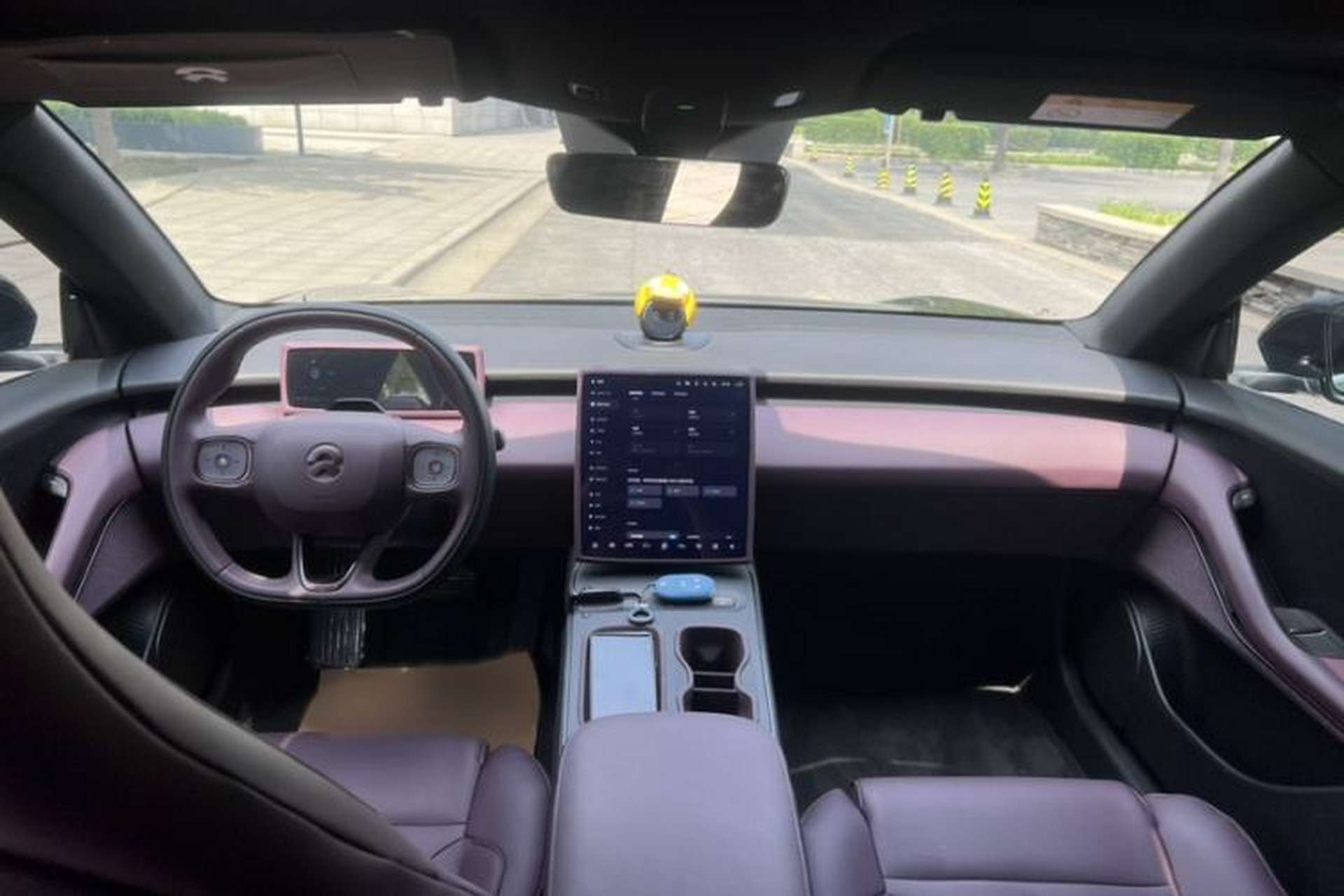 Used Nio ET5T 2024 75kWh Touring Interior 1