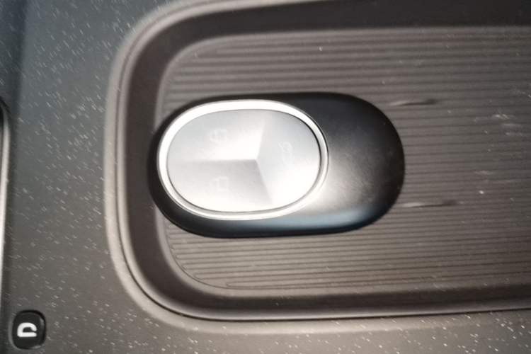 Used Nio ET5T 2024 75kWh Touring Interior 1
